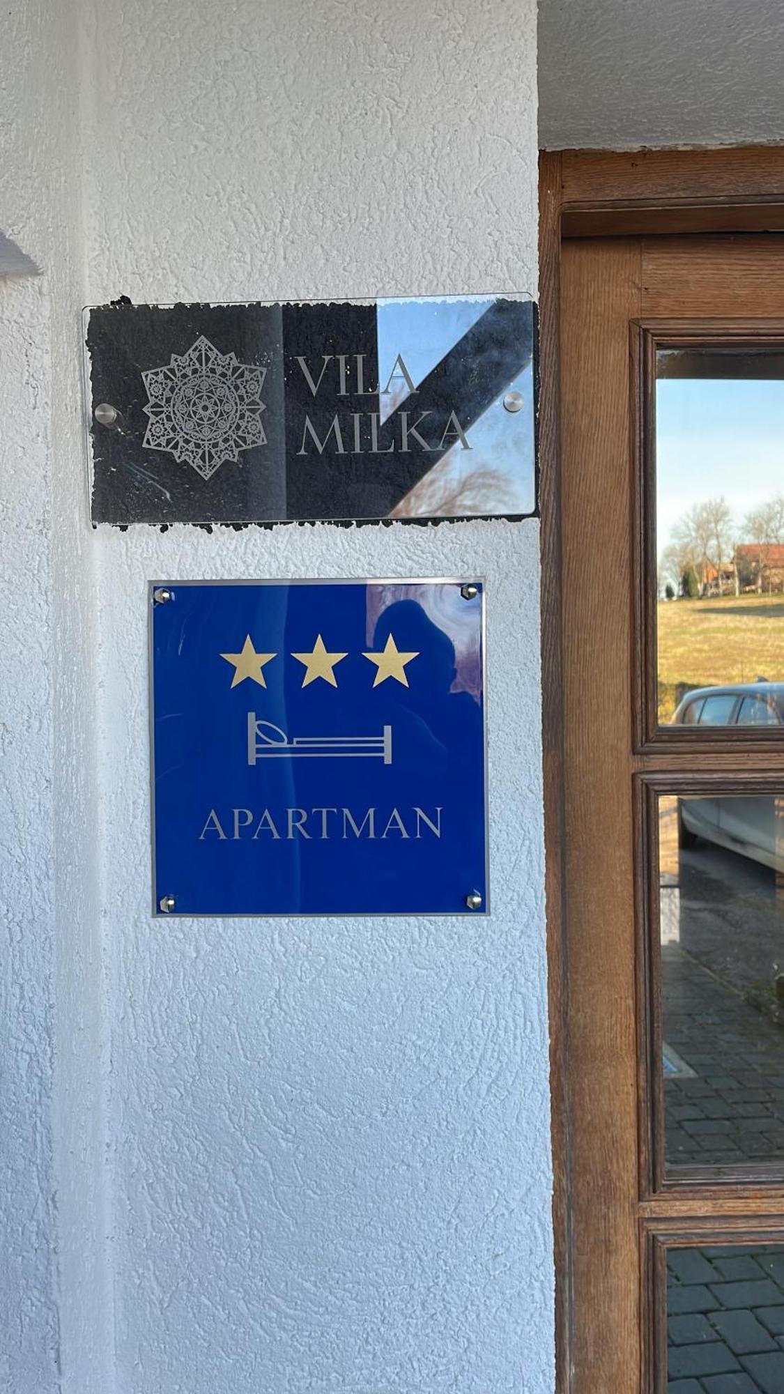 Vila Milka - Balkon - Besplatan Parking - Samostalna Prijava Karlovac Exterior photo
